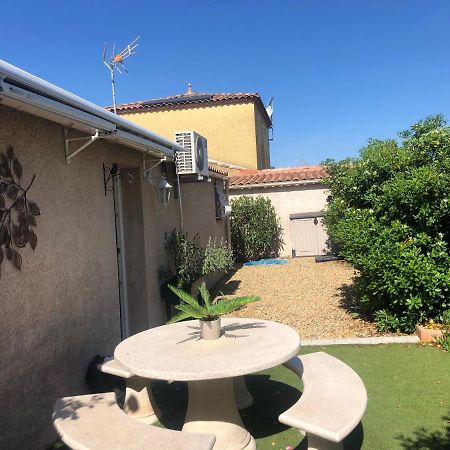 Studio Refait A Neuf Avec Jardin Aigues Mortes Kültér fotó